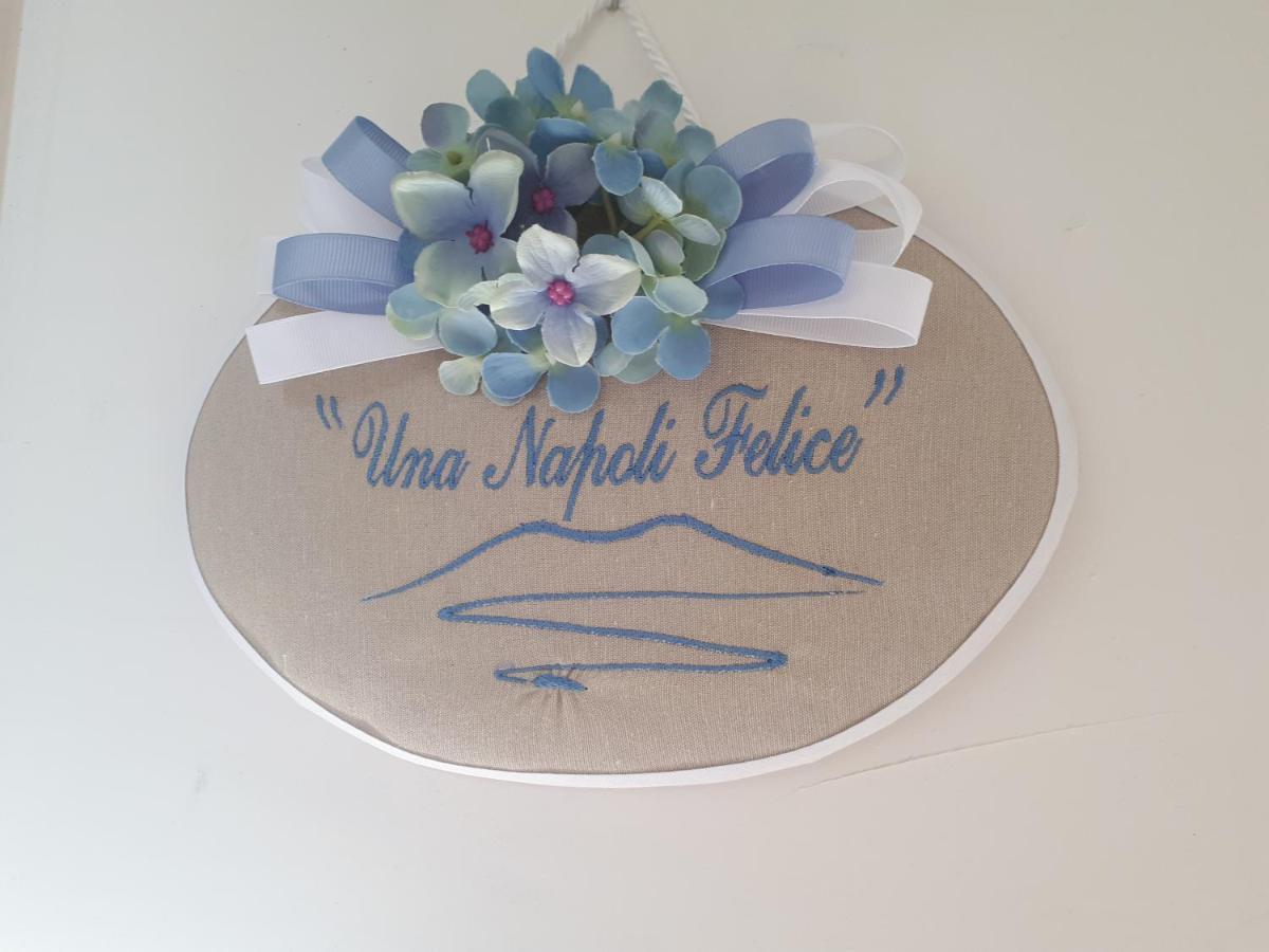 Una Napoli Felice Exteriör bild